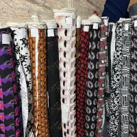 فروشنده و خریداره انواع پارچه های تیکه ای وطاقه ای