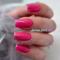 خدمات تخصصی کاشت و ترمیم ناخن