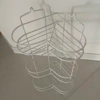 قفسه حمام سه طبقه سفید رنگ طرح دل کارکرده