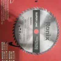 تیغه فارسی بر رونیکس