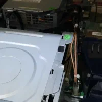 کیس و مانیتور