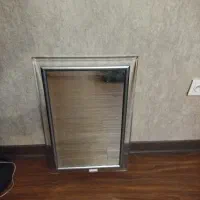 آینه کلاسیک داخل قاب شیشه ای