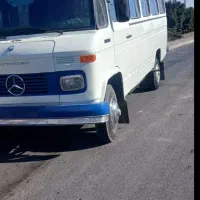 مینی بوس بنز جویای کار در شرکت ها