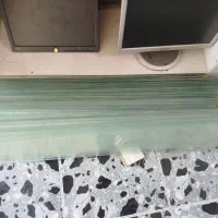 شیشه ویترین
