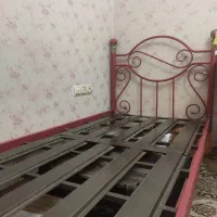 تخت فلزی دخترانه