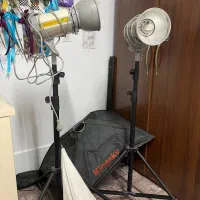 نور آتلیه و سه پایه