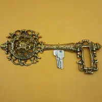 جاکلیدی برنزی طرح کلید .