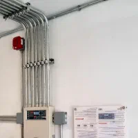 شاگرد برق کار نیمه ماهر