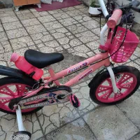 دوچرخه|دوچرخه، اسکیت، اسکوتر|قدس, شهرقدس|دیوار