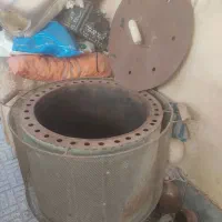 چرخ سردوز سه نخ و یک عدد تنور بزرگ