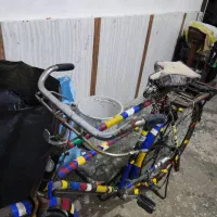 دوچرخه عتیقه و فرغون