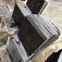 سنگ مشکی همه سایز قطر ۳ و ۲ و تیشه گندمک فقط ۳۰۰|مصالح و تجهیزات ساختمان|شیراز, ترمینال باربری|دیوار