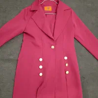 تعدادی لباس مجلسی و مانتو و کیف