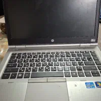 لب تاب اچ پی کار کرده در حد نو