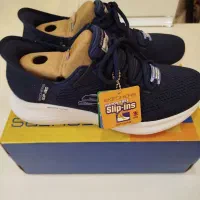 کتونی زنانه سرمه ای اسکیچرز اصل نو سایز ۳۹