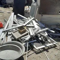 ضایعات آهن درپنجره آلمینیوم تخلیه زیرزمین