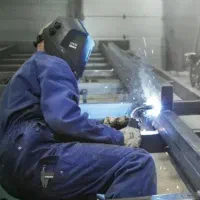 استخدام کمک جوشکار