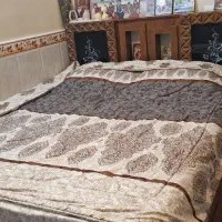 تخت ۲نفره کشو دار وچراغدار درحدنوبدون تشک|تخت و سرویس خواب|باقرشهر, |دیوار