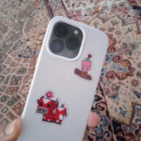 گوشی ۱۳‌پروch رنگ سبز