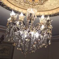 لوستر ۸ شاخه