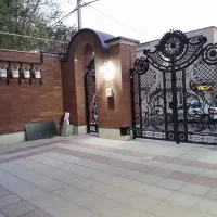 165متر وحیدیه شیخ مفید ط اول دوم چهارم خشک /