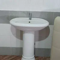 روشویی همراه شیر