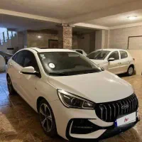 آریزو ۵ FL مدل ۱۴۰۲ بدون رنگ و ضربه -کف بازار فوری