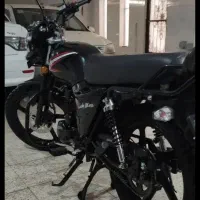 لاکی ۱۸۵sym طرح باکسر