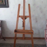 سه‌پایه نقاشی سالم در حدنو