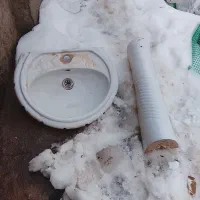 یک عدد روشویی گلدار