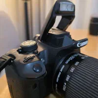 دوربین canon 700D بسیار تمیز و 2لنز 55-250 و 18-55