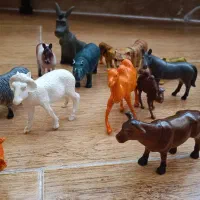 حیوانات پلاستیکی