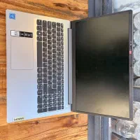 لب تاپ نو بدون خط و‌خش سالمم