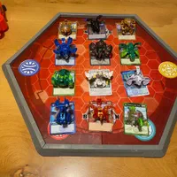 شخصیتهای Goo jit Zu و ست بازی bakugan|اسباب‌‌بازی|تهران, قیطریه|دیوار