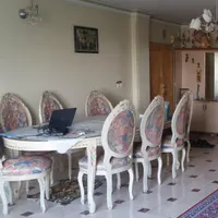 میز نهارخوری ۸نفره بزرگ(تا ۱۲نفر جا دارد) چوب گردو
