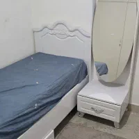 تخت و کمد و آینه کنسول