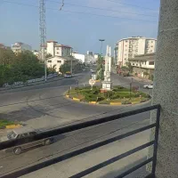 اجاره ساختمان مسکونی روبروی میدان