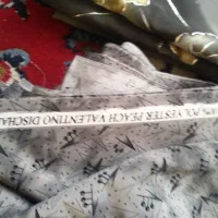 پارچه چادری و ملافه وطوری به قواره|لباس|برخوار, |دیوار