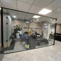 ناخن کار و پدیکوریسم حکیمیه