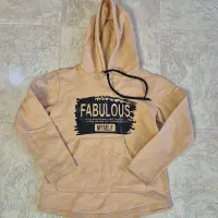 مقداری لباس پسرونه در حد نو