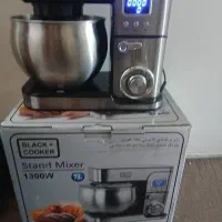 همزن زن خانگی درحد نو