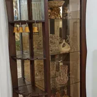 بوفه . ویترین تمام چوب