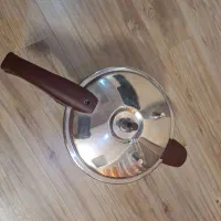 زود پز|ظروف پخت‌وپز|رشت, گلزاران|دیوار