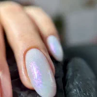 کاشت و لمینت ناخن