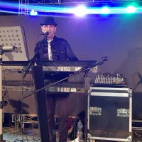 موزیک زنده و DJ
