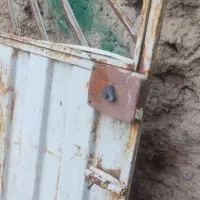 درب ورودی حیاط