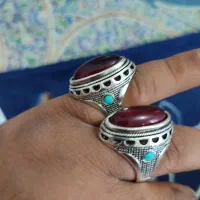 انگشتر. زیبا