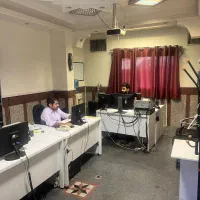 رهن و اجاره  دفتر کار بر میدان انقلاب|اجارهٔ دفتر کار، اتاق اداری، مطب|تهران, جمال‌زاده|دیوار