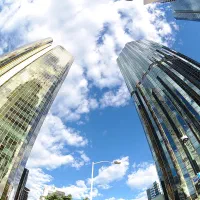 ۱۲۵ متری اسایش، مهندسی ساز