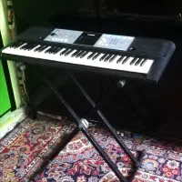 فوری کیبورد یاماها E233 کاملا سالم وتمیز|پیانو، کیبورد، آکاردئون|رفسنجان, |دیوار